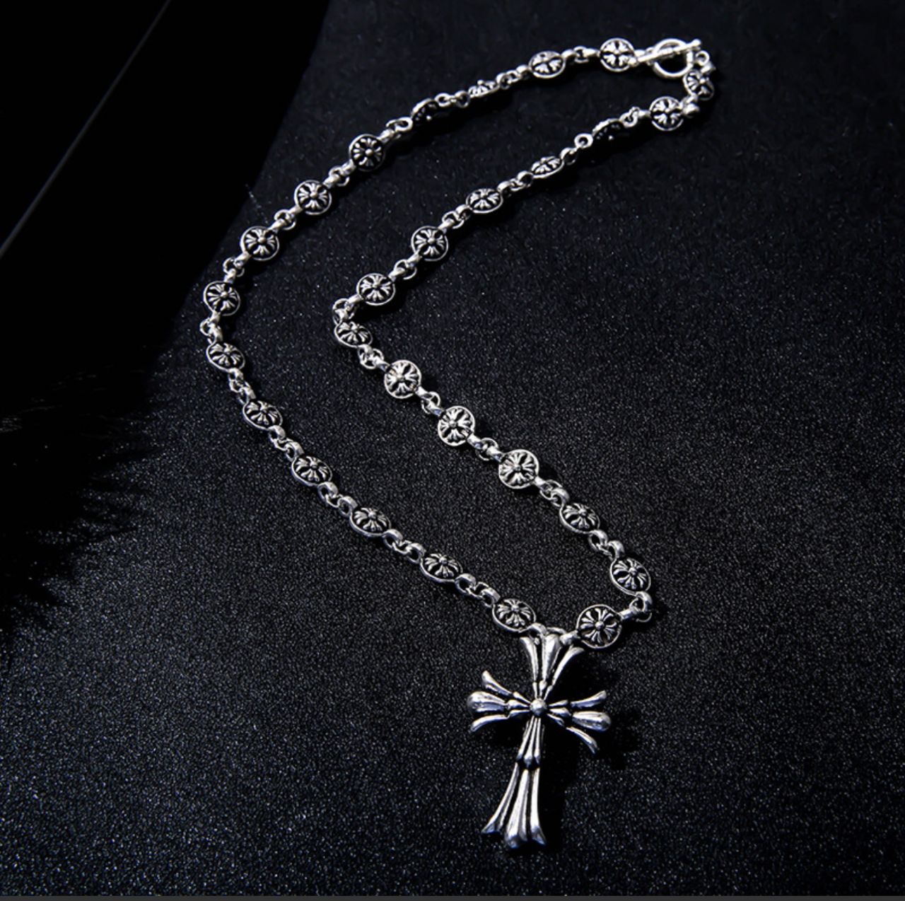 Chrome hearts chain 1